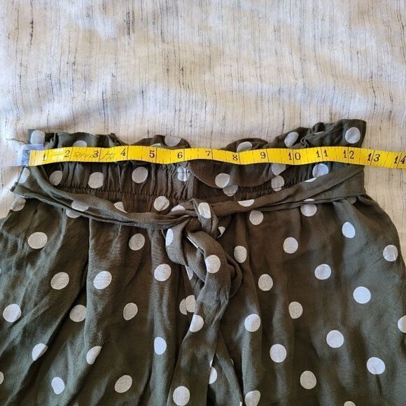 Italian Polka Dot Paperbag Shorts - Picture 5 of 5